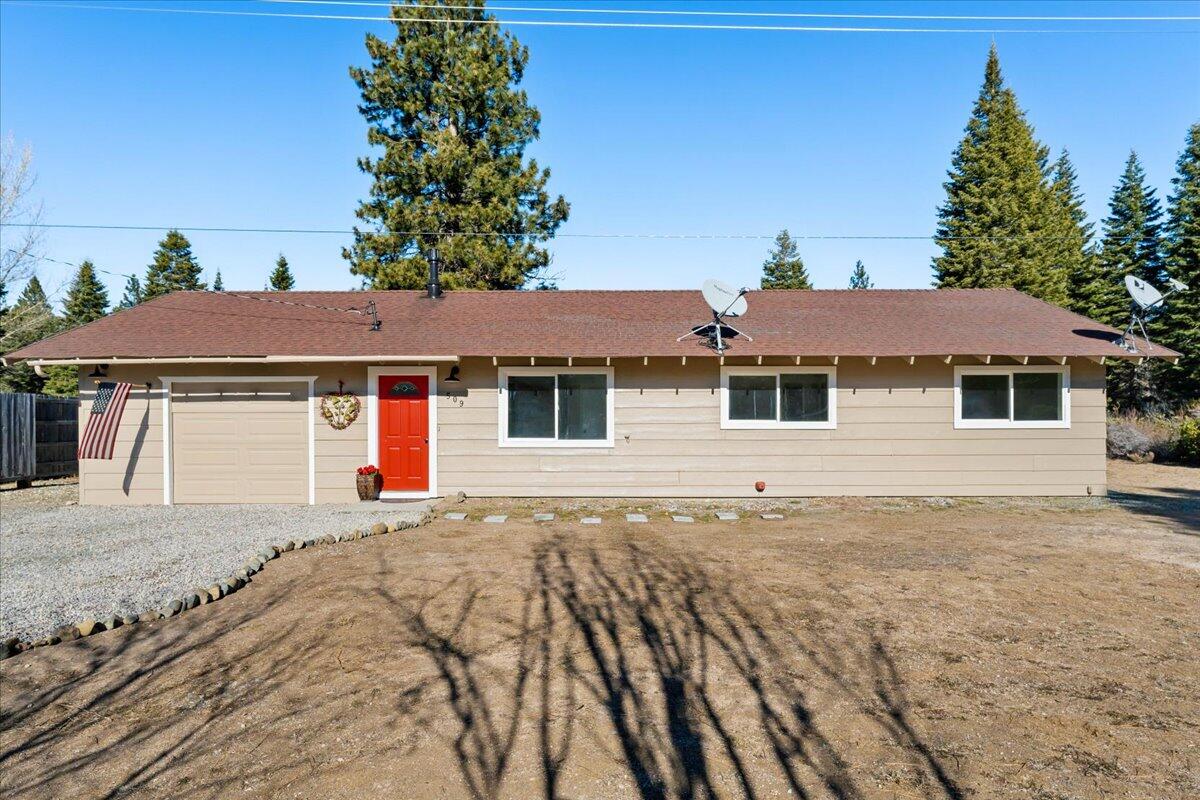 509 Deetz Road Mount Shasta, CA 96067 - Photo 3 of 30 Front Elevation