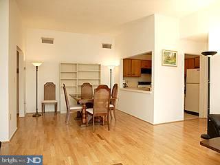 1 Markham Road, Unit 2C Princeton, NJ 08540 - Photo 3 of 6