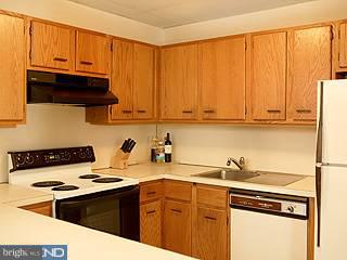 1 Markham Road, Unit 2C Princeton, NJ 08540 - Photo 5 of 6