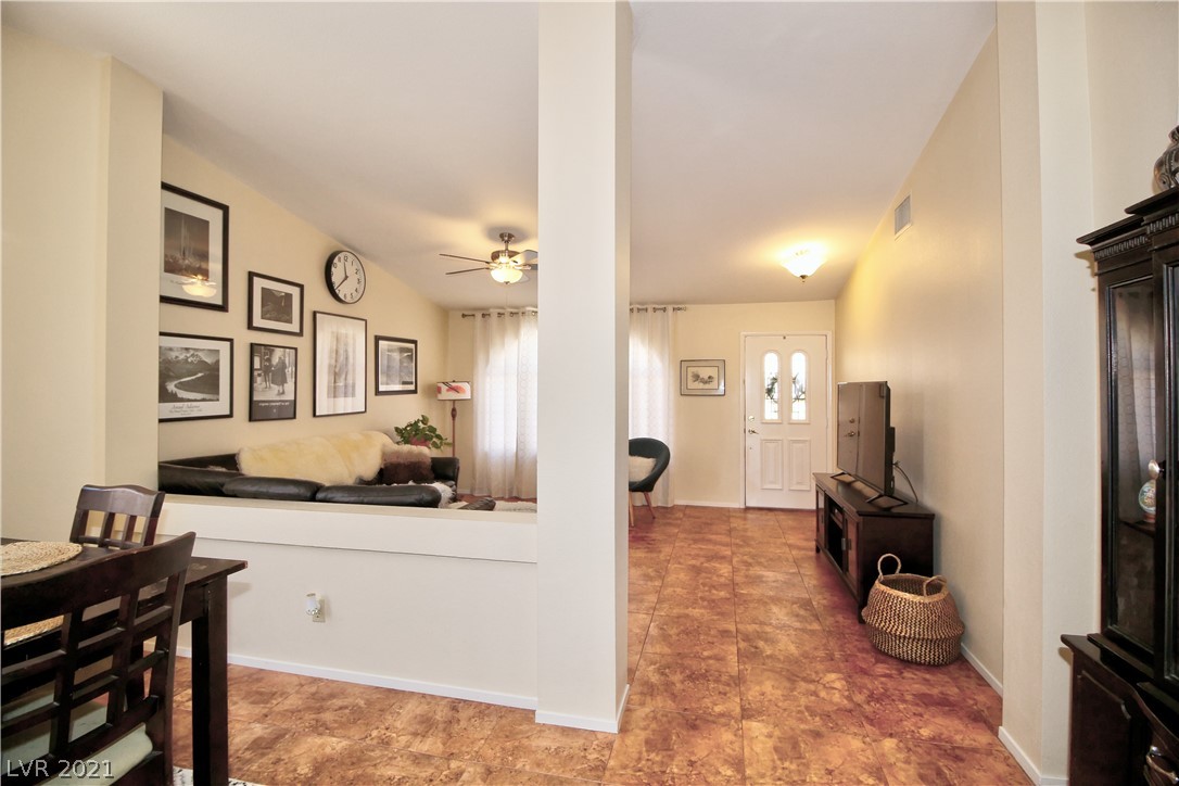 1405 Hawkwood Road Henderson, NV 89014 - Photo 8 of 29 Gallery Image 8