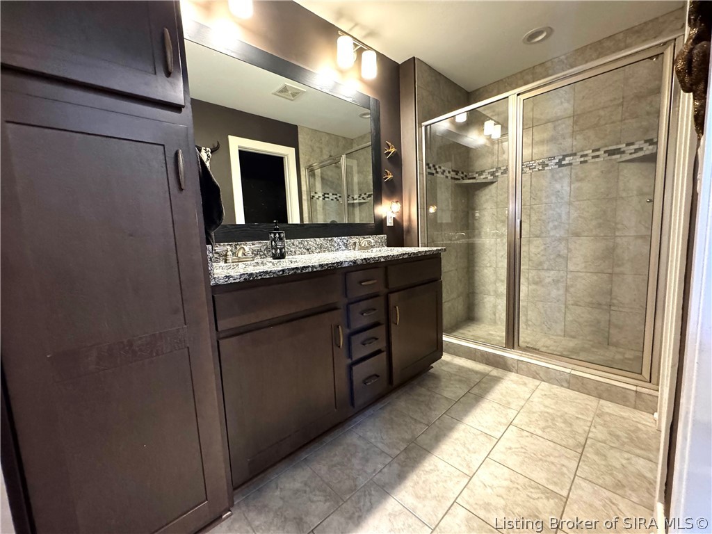 5006 Oakhill Lane Georgetown, IN 47122 - Photo 11 of 21