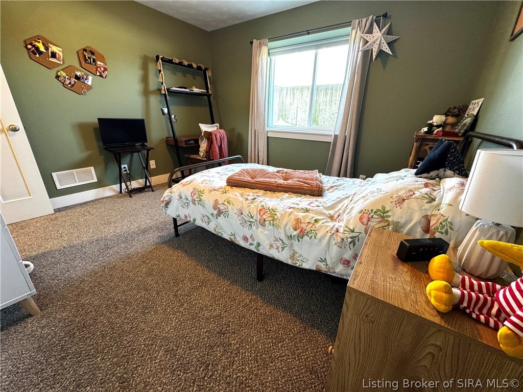 5006 Oakhill Lane Georgetown, IN 47122 - Photo 14 of 21