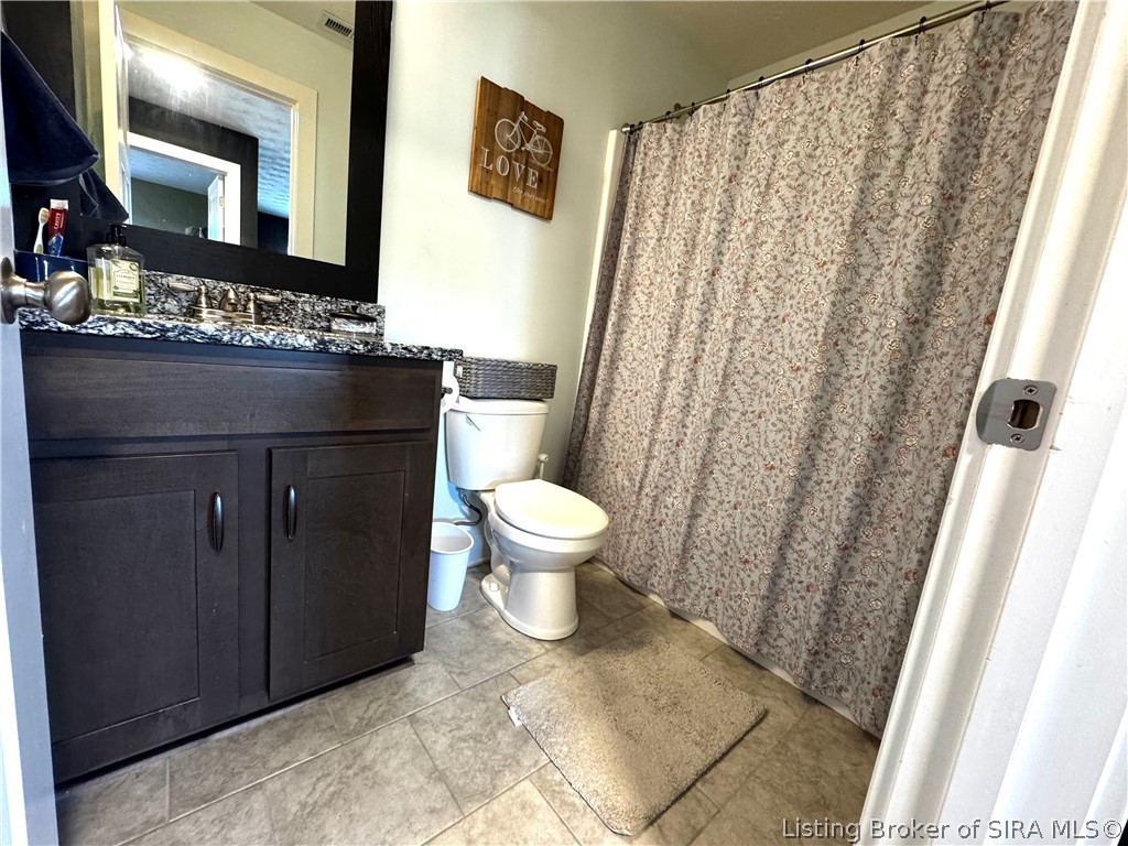 5006 Oakhill Lane Georgetown, IN 47122 - Photo 16 of 21