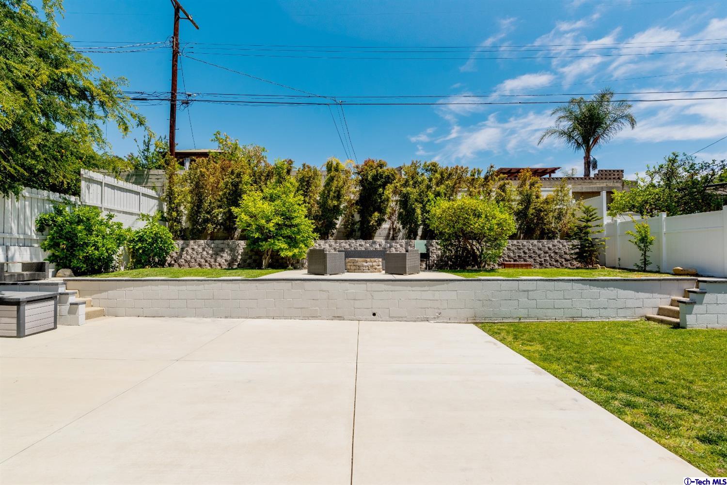 9748 Cabanas Avenue Tujunga, CA 91042 - Photo 20 of 25