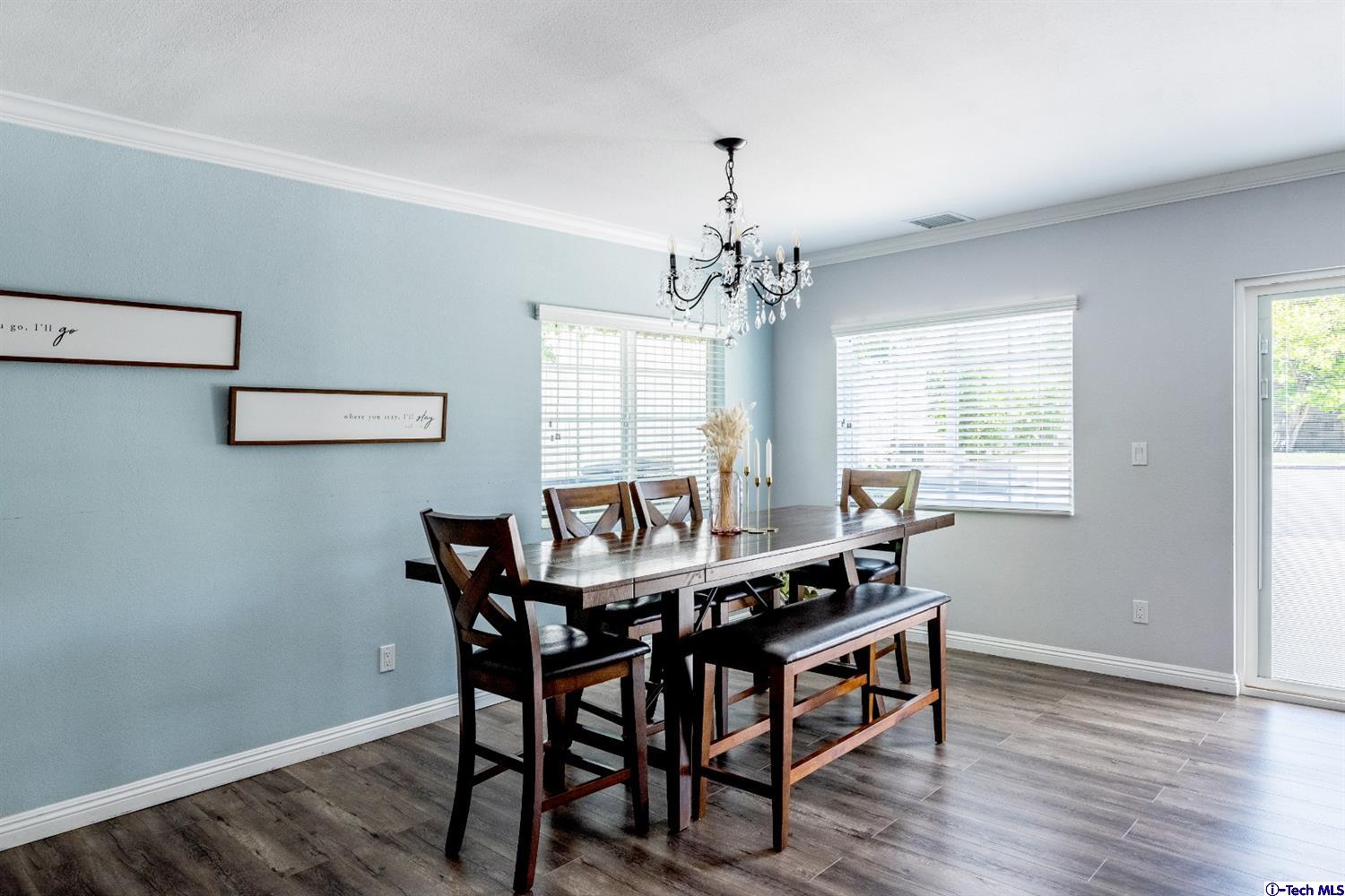 9748 Cabanas Avenue Tujunga, CA 91042 - Photo 8 of 25