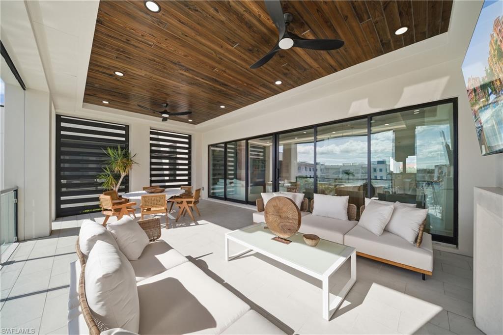 82 9th Street South, Unit 303 Naples, FL 34102 - Photo 8 of 26