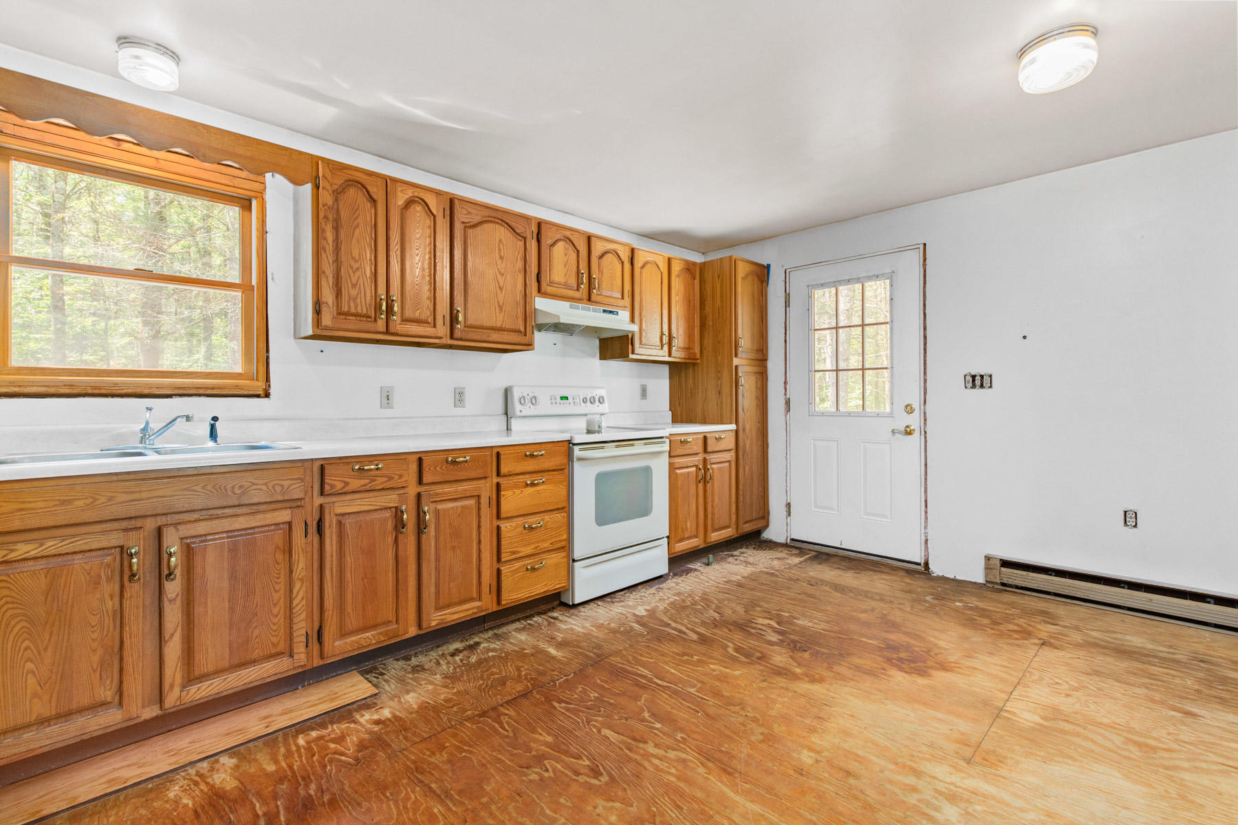 110 Mountain Road Cape Neddick, ME 03902 - Photo 10 of 31 110 Mountain Road