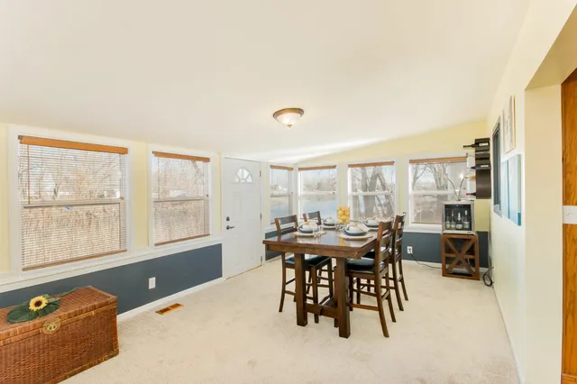 $259,000 | 107 Country View Lane, Sterling, KS 67579