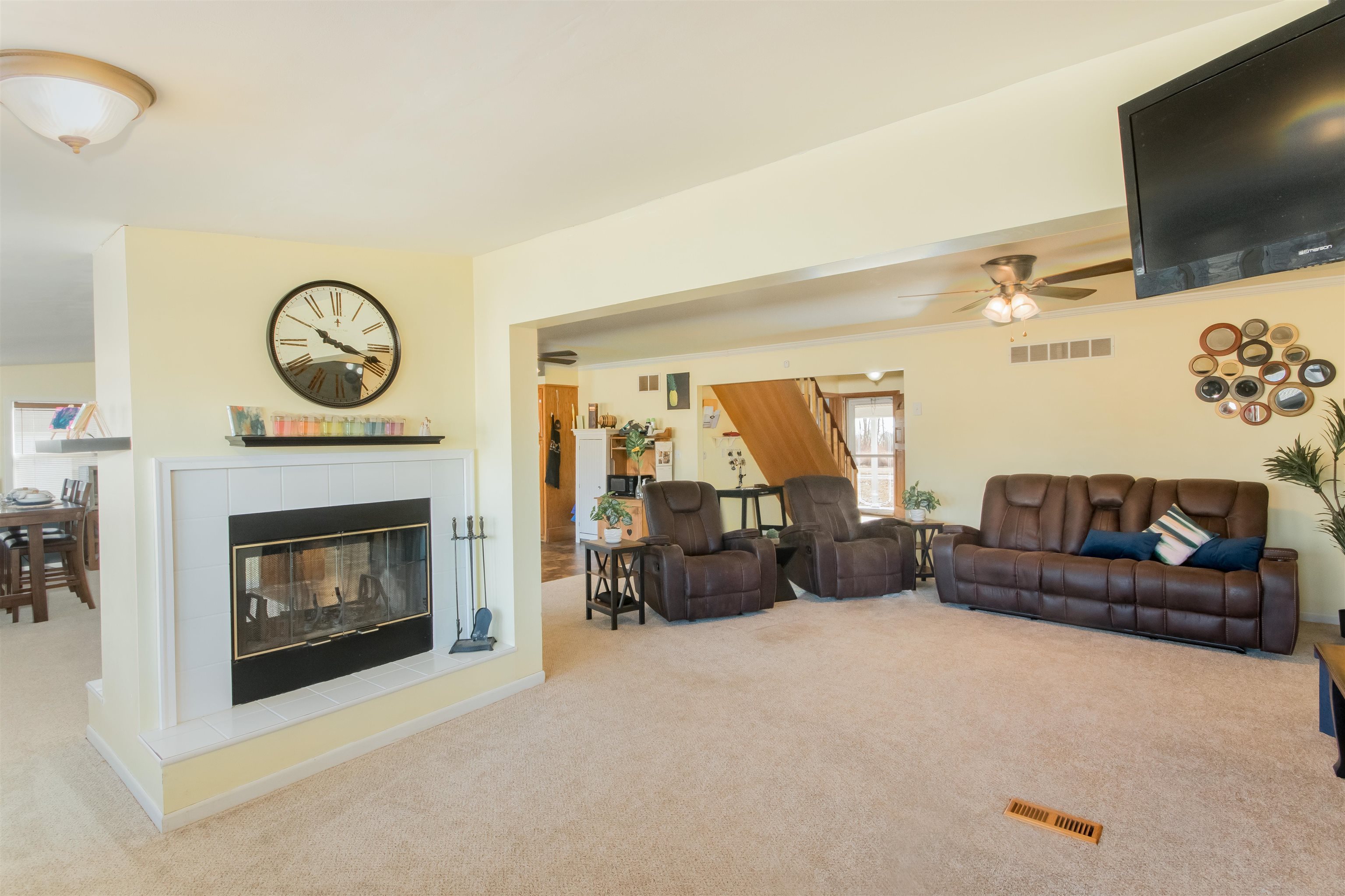 107 Country View Lane Sterling, KS 67579 - Photo 9 of 36