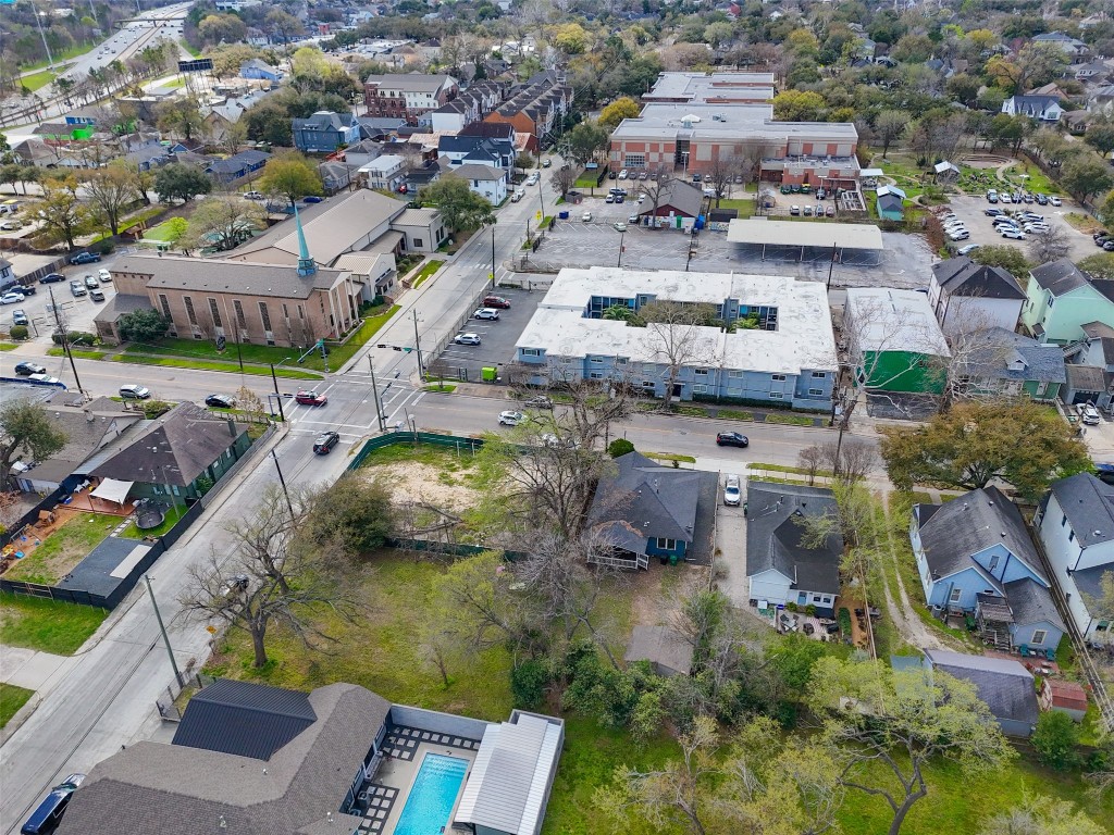 309 Pecore Street Houston, TX 77009 - Photo 37 of 45 an aerial view of residential houses with outdoor space