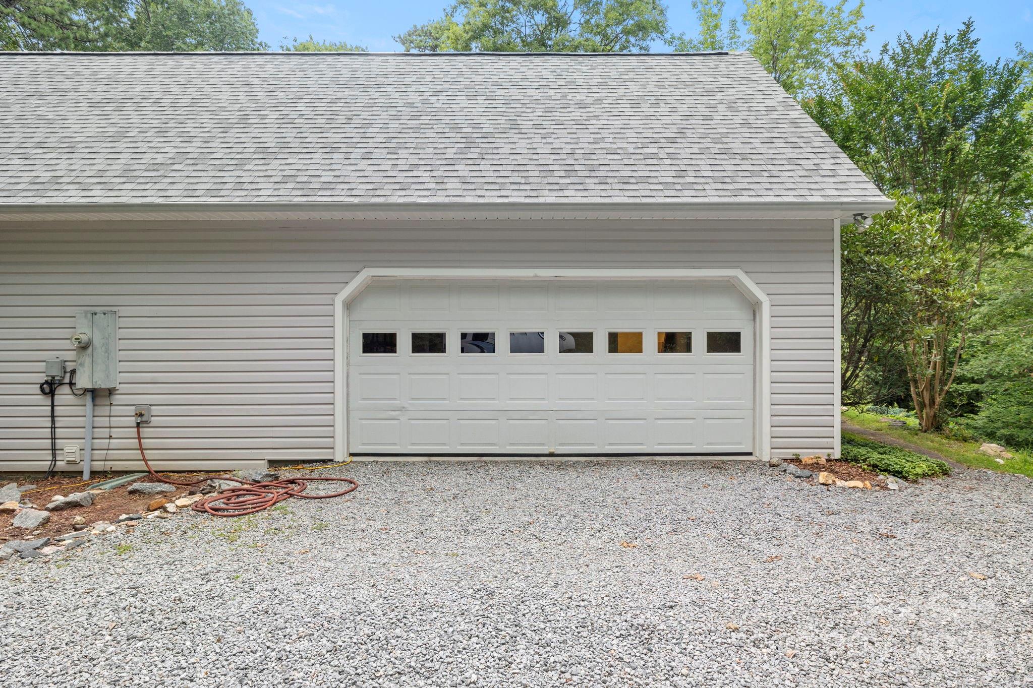 718 Thunder Road Brevard, NC 28712 - Photo 11 of 46 Gallery Image 11