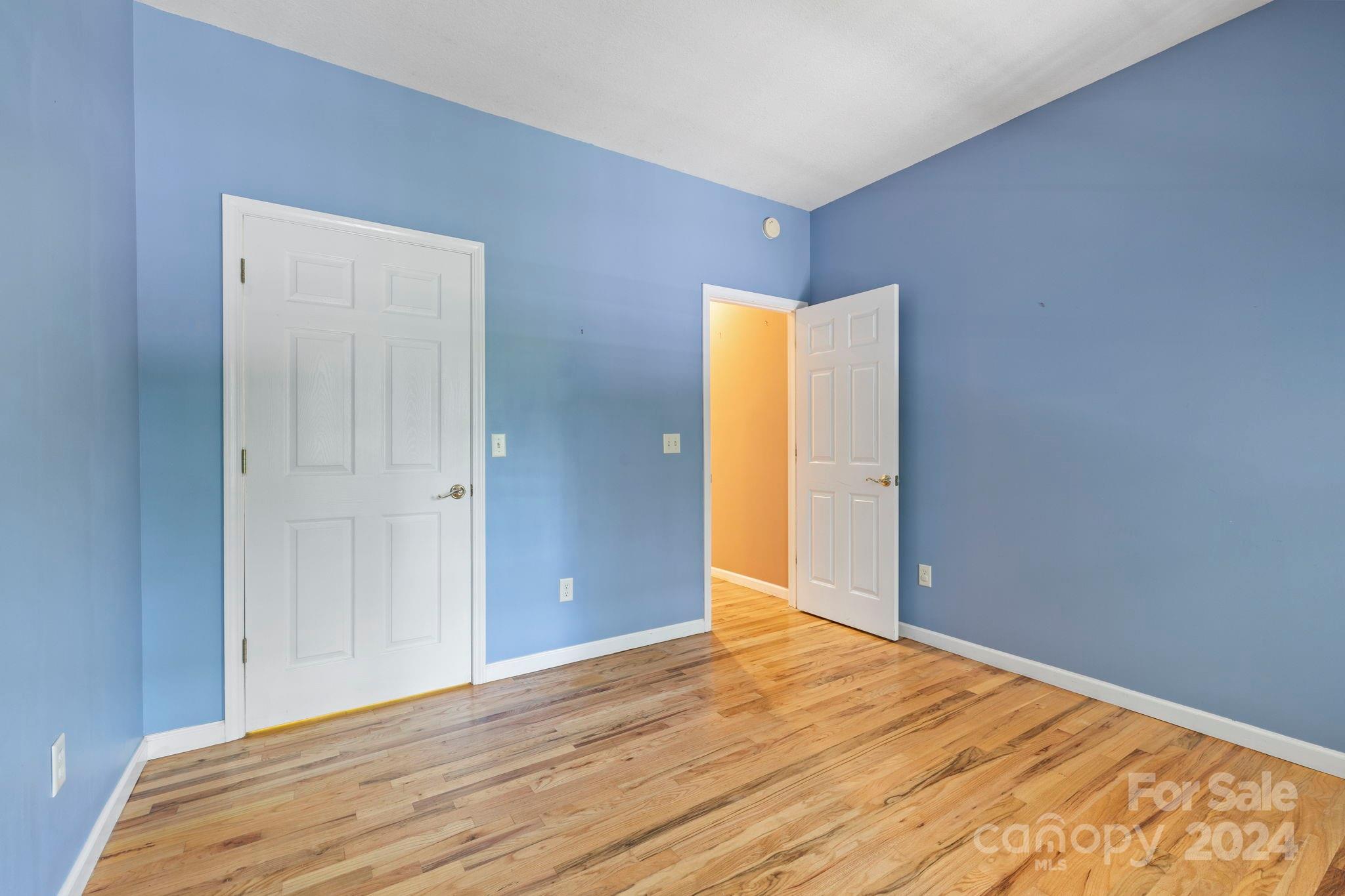 718 Thunder Road Brevard, NC 28712 - Photo 32 of 46 Gallery Image 32