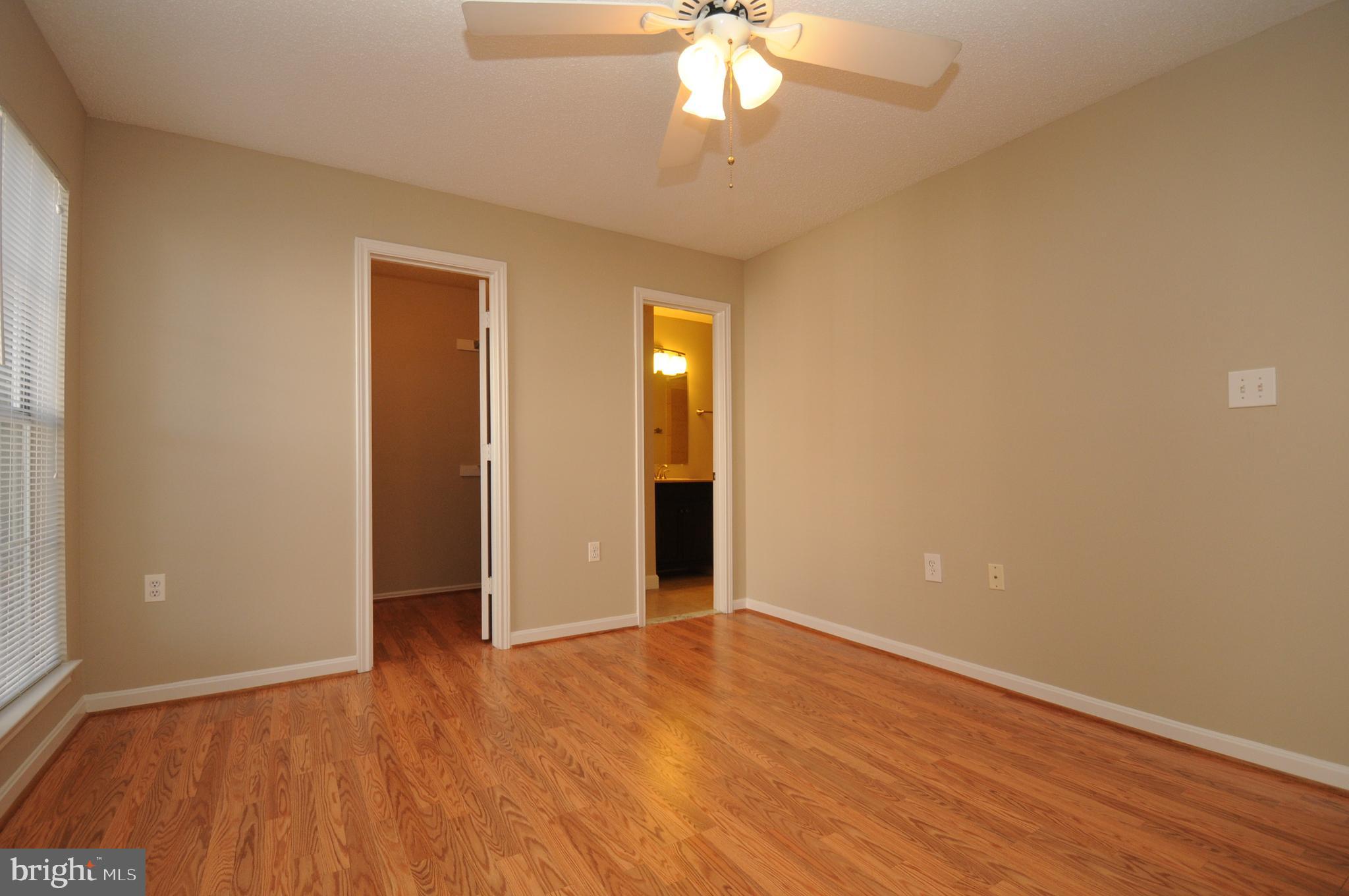21009 Timber Ridge Terrace, Unit 103 Ashburn, VA 20147 - Photo 15 of 26 Gallery Image 15