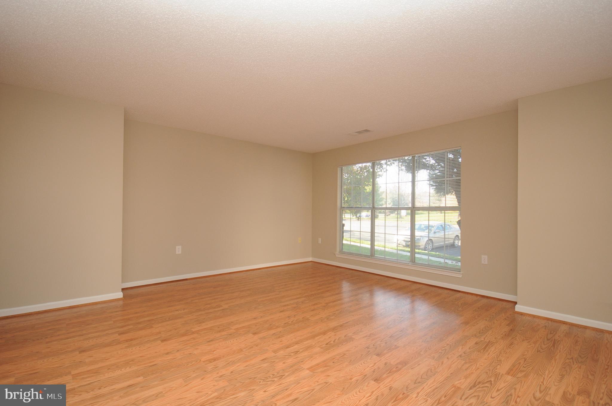 21009 Timber Ridge Terrace, Unit 103 Ashburn, VA 20147 - Photo 3 of 26 Gallery Image 3