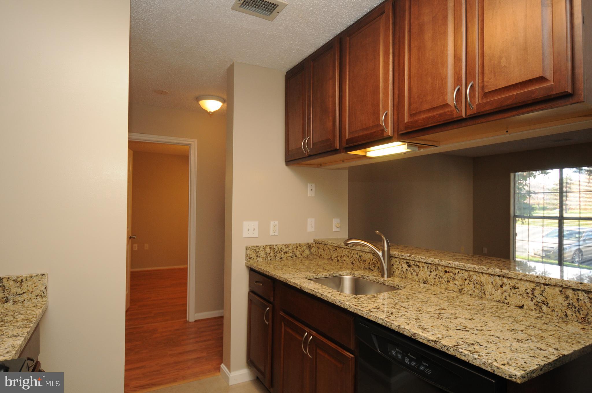21009 Timber Ridge Terrace, Unit 103 Ashburn, VA 20147 - Photo 6 of 26 Gallery Image 6