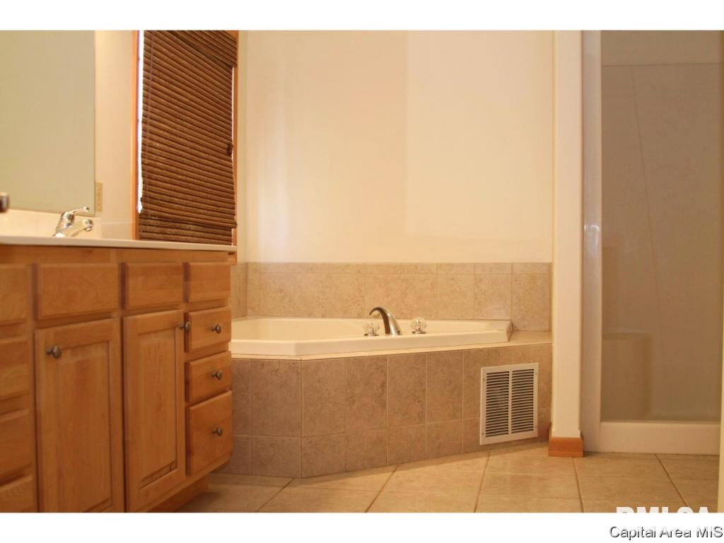 7101 Preston Drive Springfield, IL 62711 - Photo 21 of 25