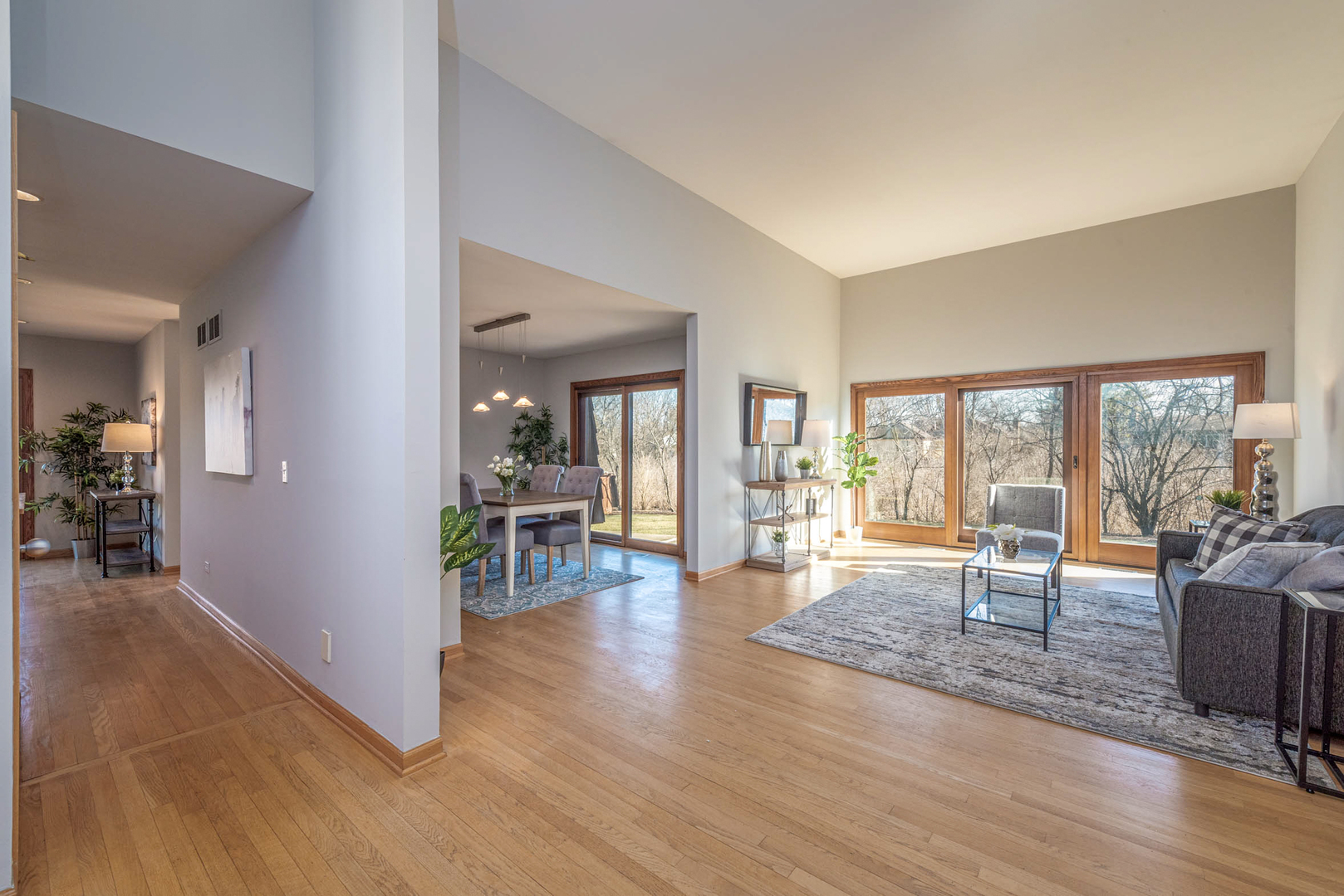 21W741 Bemis Road Glen Ellyn, IL 60137 - Photo 3 of 43