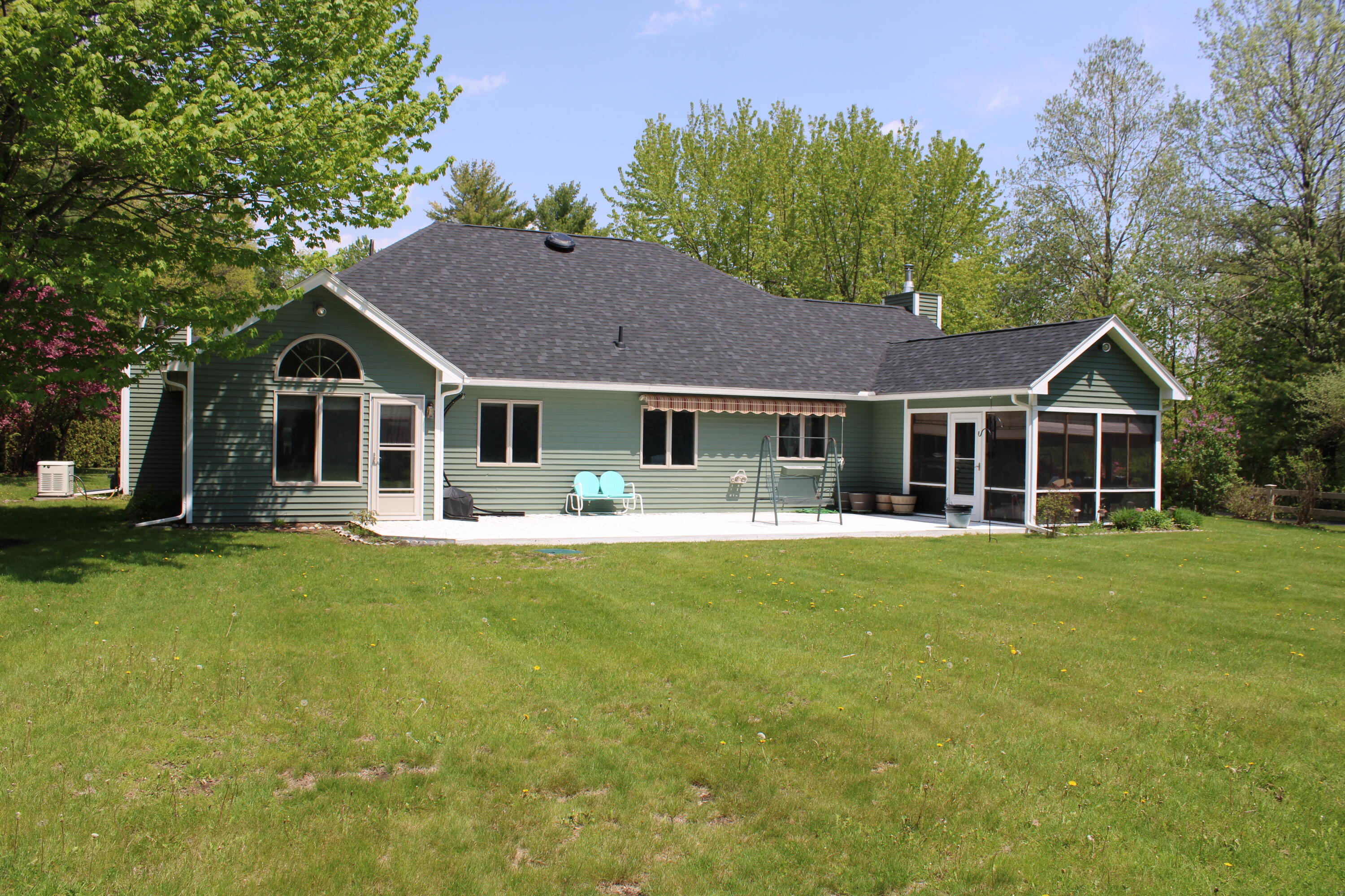 13 Pine Ridge Drive Morrisonville, NY 12962 - Photo 4 of 20