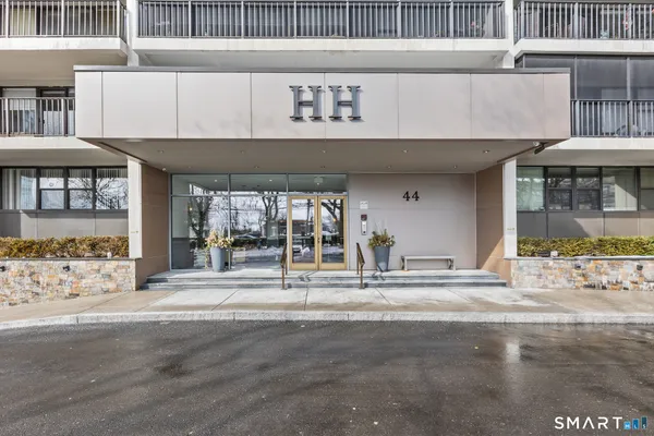 $449,000 | 44 Strawberry Hill Avenue, Unit 11N, Stamford, CT 06902