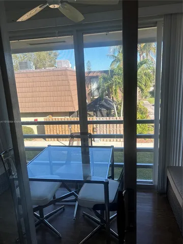 $1,800 | 1166 6th Avenue, Unit D6, Vero Beach, FL 32960