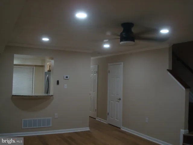 a view of empty room with window