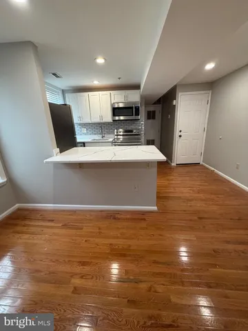 $1,650 | 1458 Riverside Avenue, Unit 2B, Baltimore, MD 21230