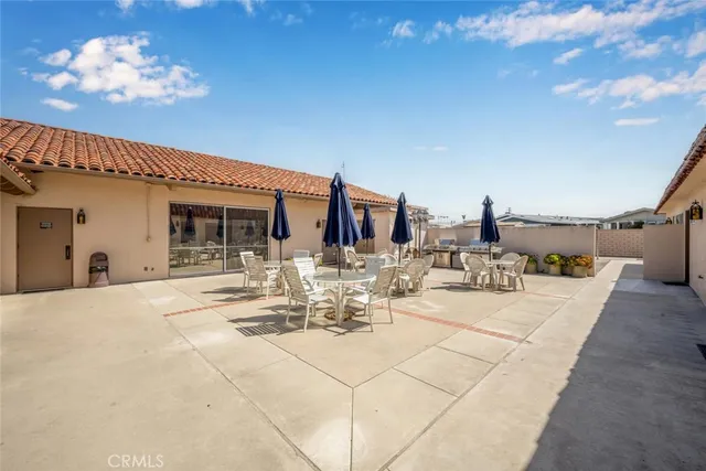 $329,000 | 16222 Monterey Lane, Unit 285, Huntington Beach, CA 92649