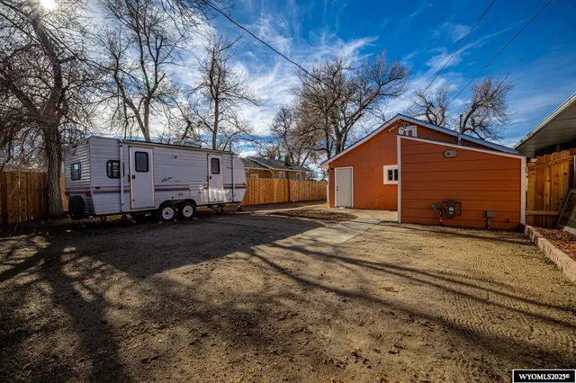 $220,000 | 1001 St John Street, Casper, WY 82601
