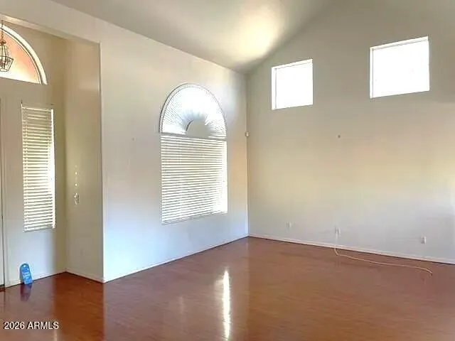 $2,590 | 4230 East Redwood Lane, Phoenix, AZ 85048