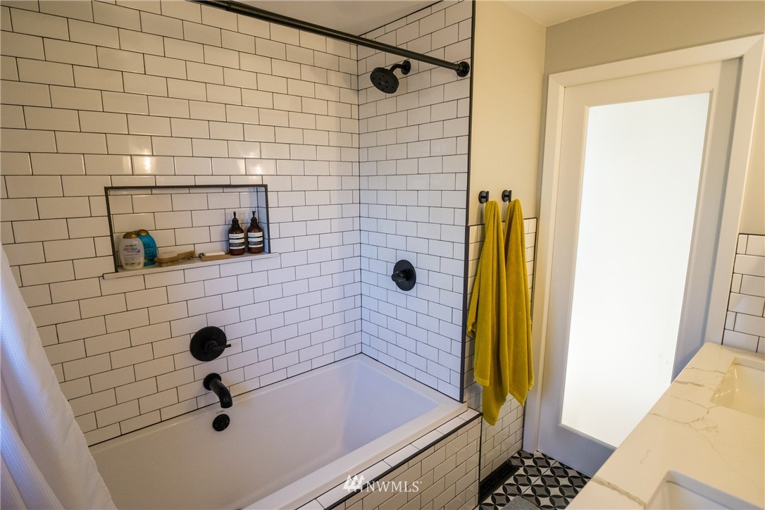 1213 East Racine Street Bellingham, WA 98229 - Photo 12 of 40 Gallery Image 12