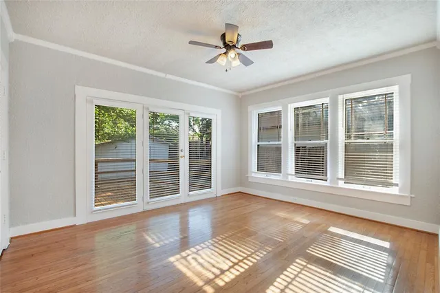 $2,850 | 2222 Harrison Avenue, Fort Worth, TX 76110