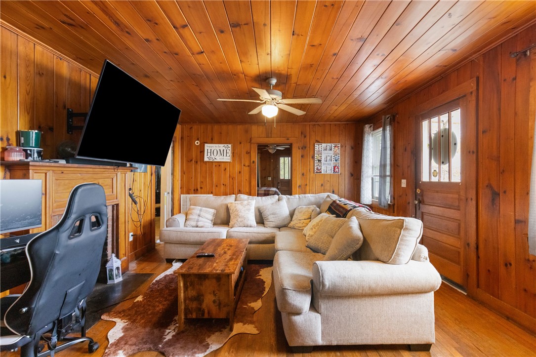 2012 Walhalla Highway Pickens, SC 29671 - Photo 8 of 22