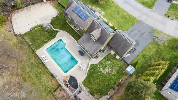 $825,000 | 2 Wingfoot Lane, Millbury, MA 01527