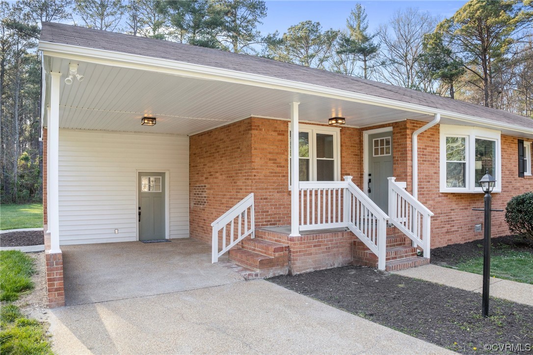114 Frances Road Ashland, VA 23005 - Photo 4 of 37 Gallery Image 4