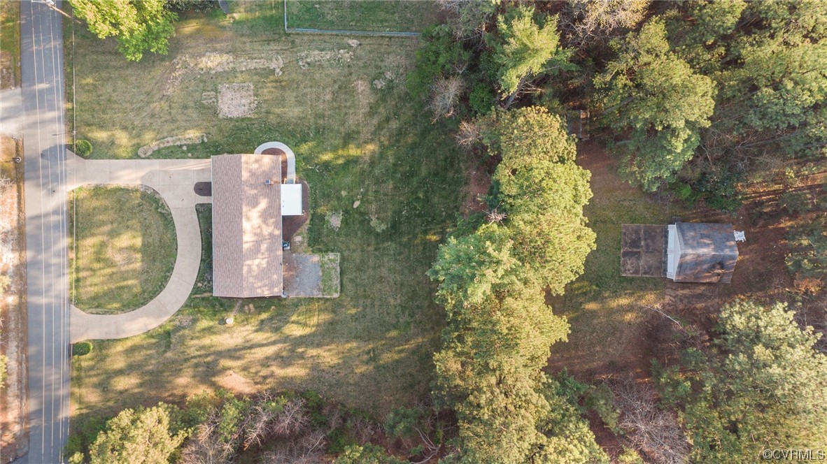 114 Frances Road Ashland, VA 23005 - Photo 10 of 37 Gallery Image 10