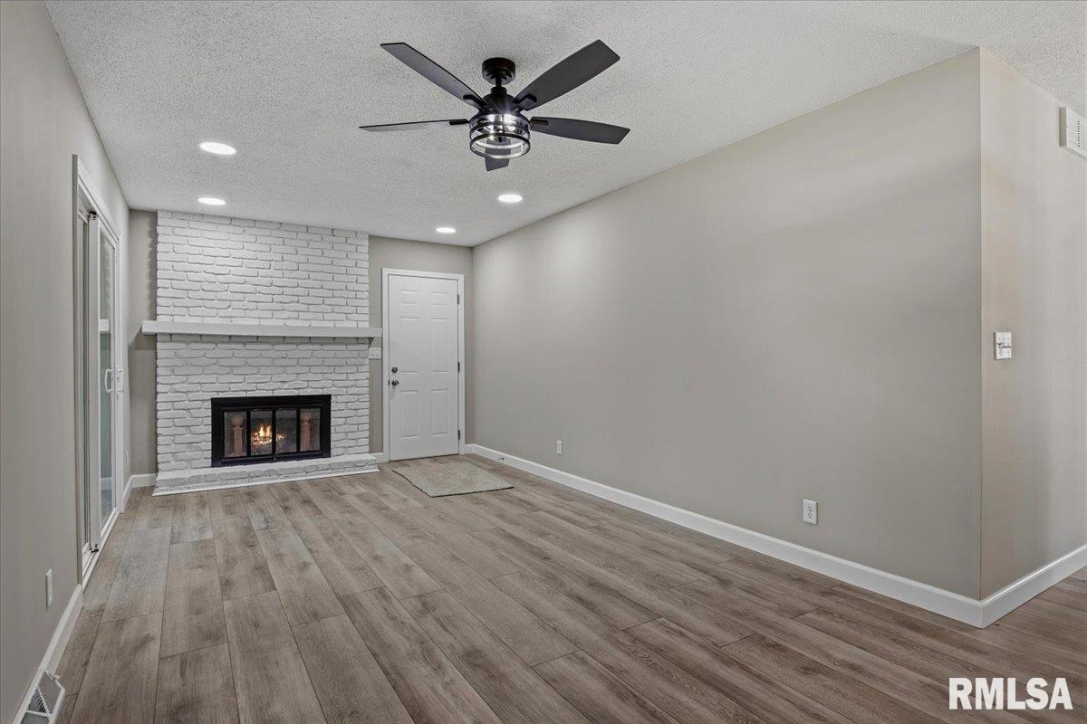 2320 Lindbergh Boulevard Springfield, IL 62704 - Photo 16 of 36