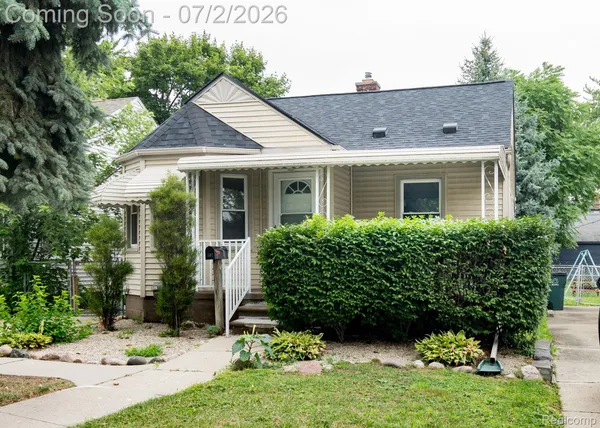 $2,000 | 507 Spencer Street, Ferndale, MI 48220