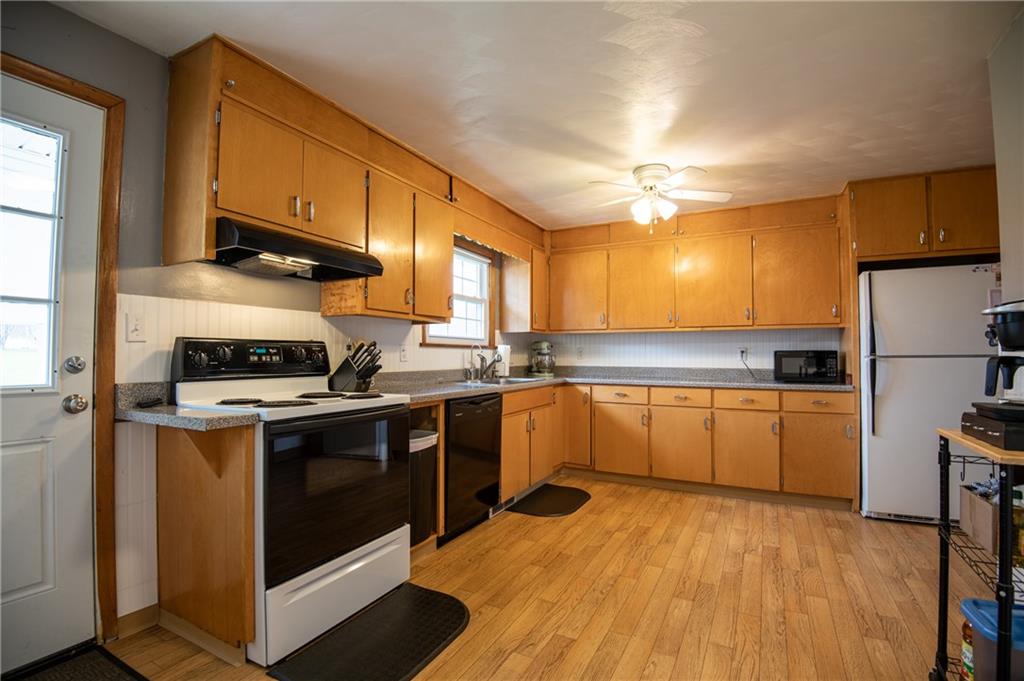 820 South Neshannock Road Hermitage, PA 16148 - Photo 9 of 18 Gallery Image 9