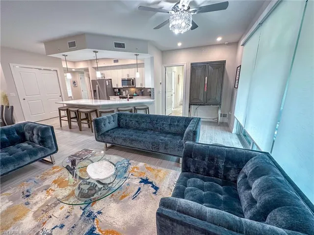 $6,900 | 220 Indies Drive East, Unit 101, Naples, FL 34114