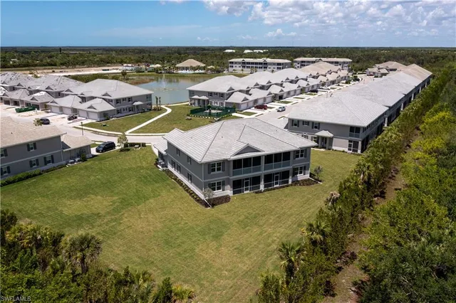 $6,900 | 220 Indies Drive East, Unit 101, Naples, FL 34114