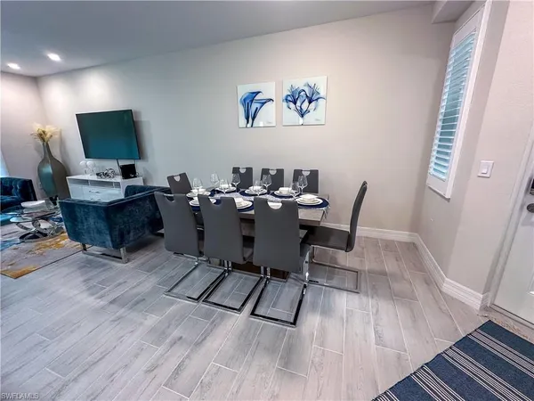 $6,900 | 220 Indies Drive East, Unit 101, Naples, FL 34114