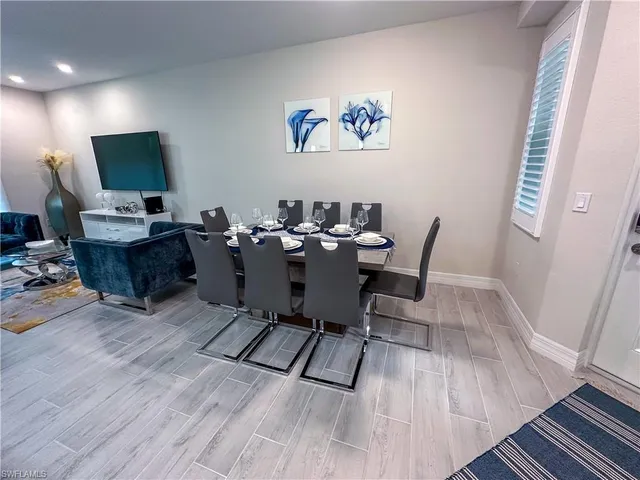 $6,900 | 220 Indies Drive East, Unit 101, Naples, FL 34114