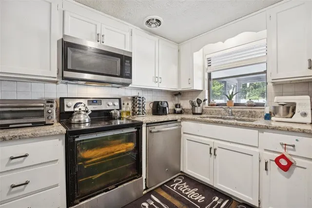 $259,900 | 321 Aries Drive, Orange Park, FL 32073