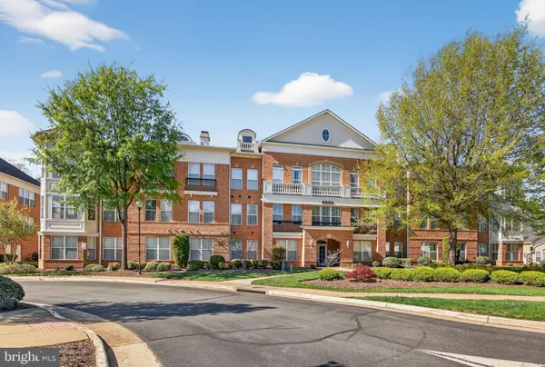 $322,700 | 8600 Liberty Trail, Unit 204, Manassas, VA 20110