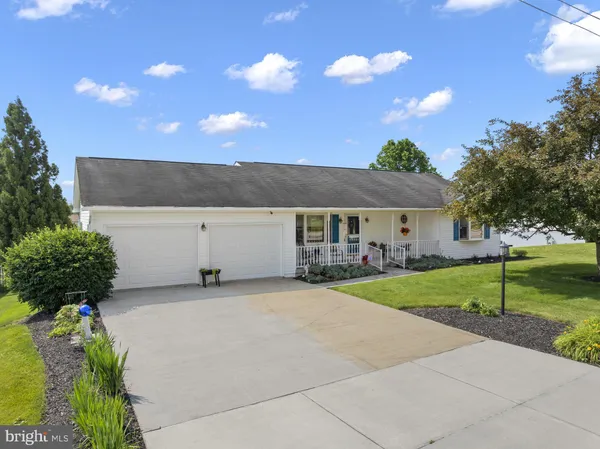$364,900 | 327 Beaver Street, East Berlin, PA 17316