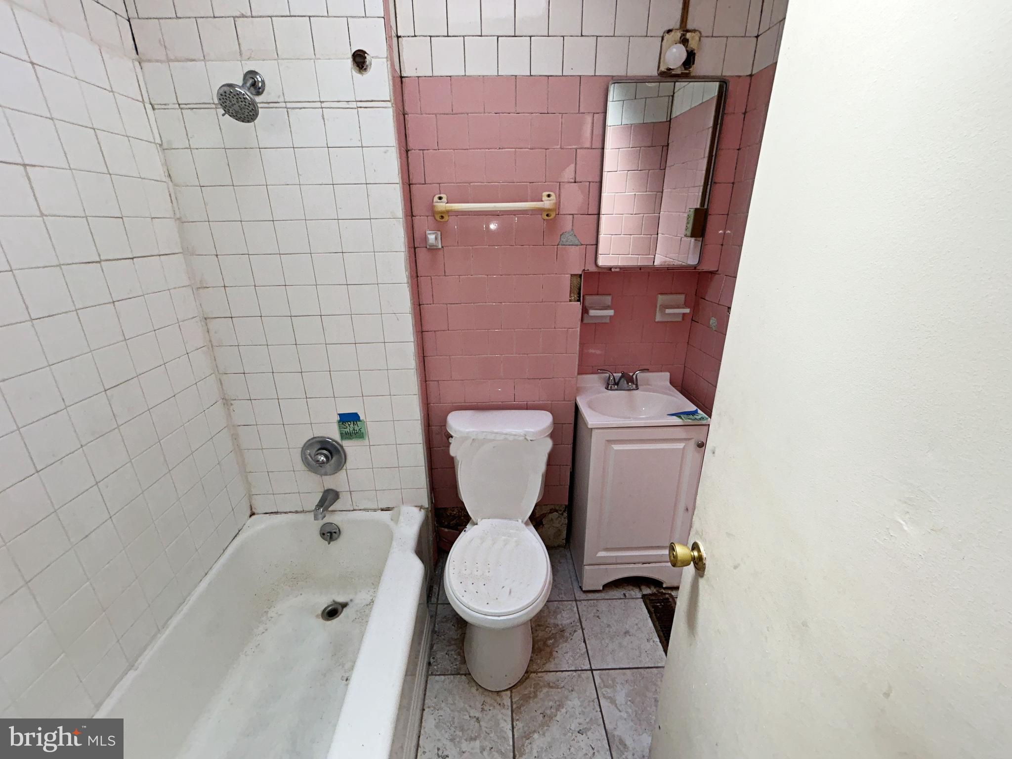 2215 Belair Road Baltimore, MD 21213 - Photo 14 of 18 Bathroom