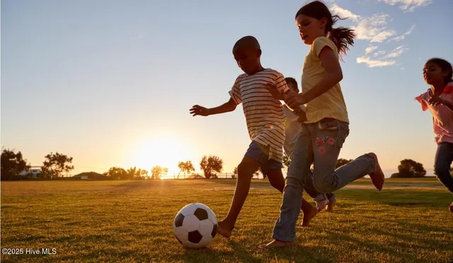 $279,900 | 20 West Farley Drive, Unit 100, Hampstead, NC 28443