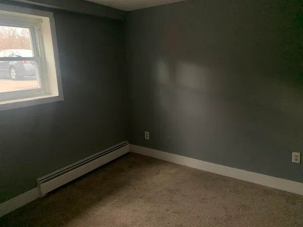 $1,795 | 354 Main Street, Unit 3, Somersworth, NH 03878