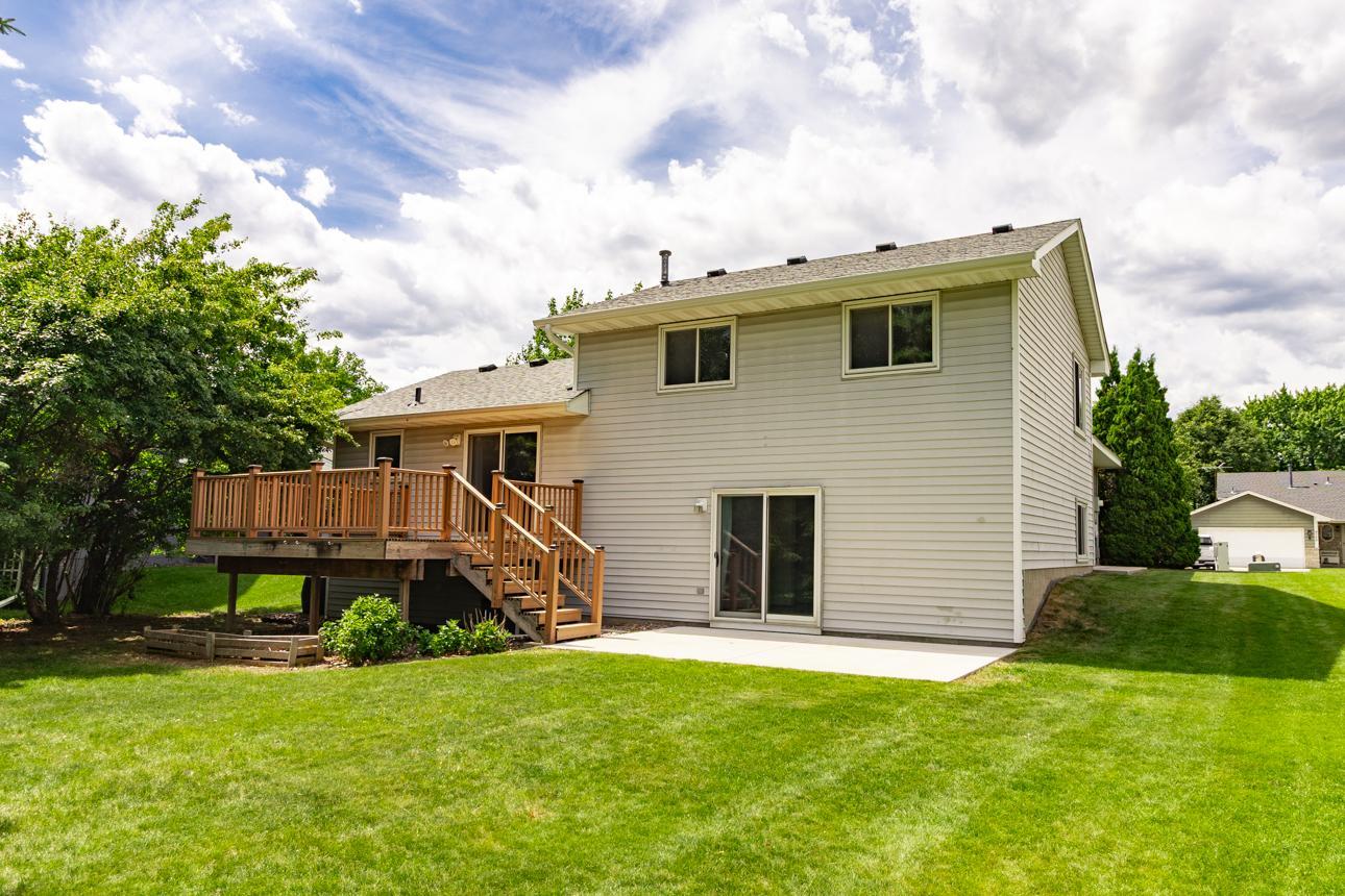 4693 Heather Ridge Road North St. Paul, MN 55128 - Photo 29 of 39