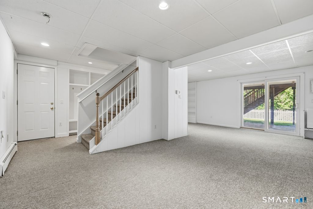 152 Holmes Road Ridgefield, CT 06877 - Photo 28 of 39